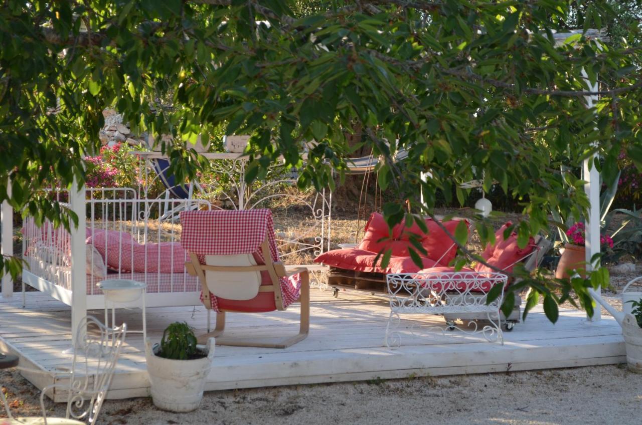 I Trulli Di Acquarossa Aparthotel Cisternino Exterior photo