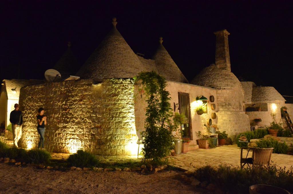 I Trulli Di Acquarossa Aparthotel Cisternino Exterior photo