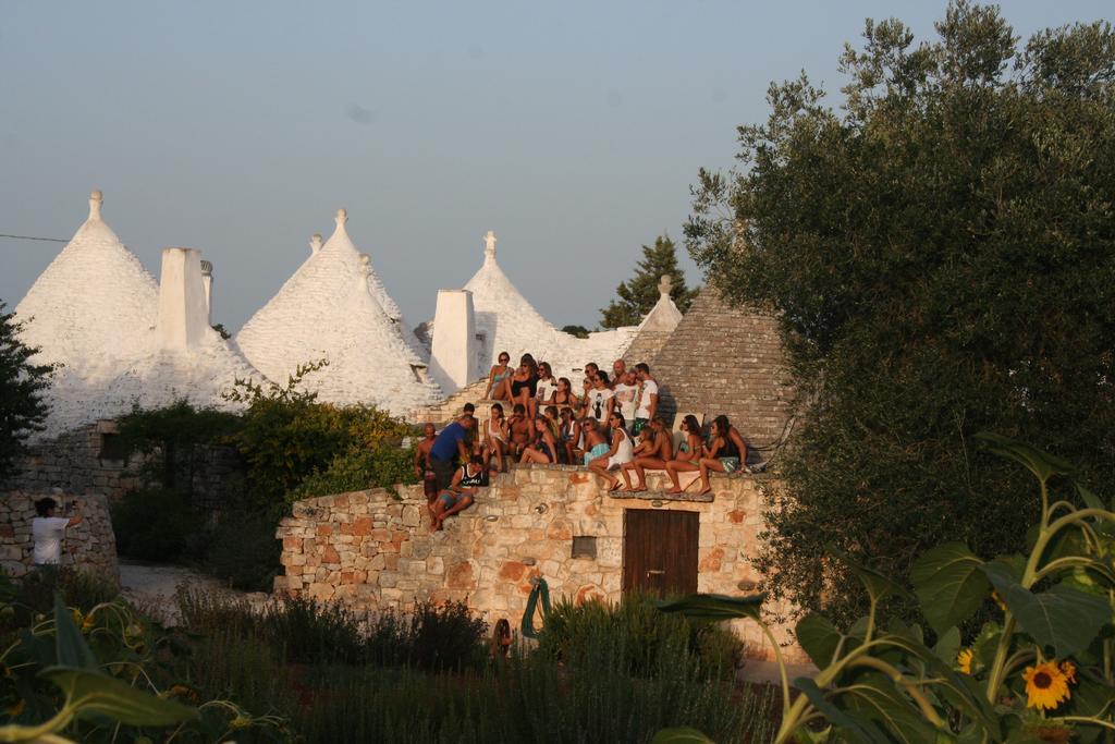 I Trulli Di Acquarossa Aparthotel Cisternino Exterior photo